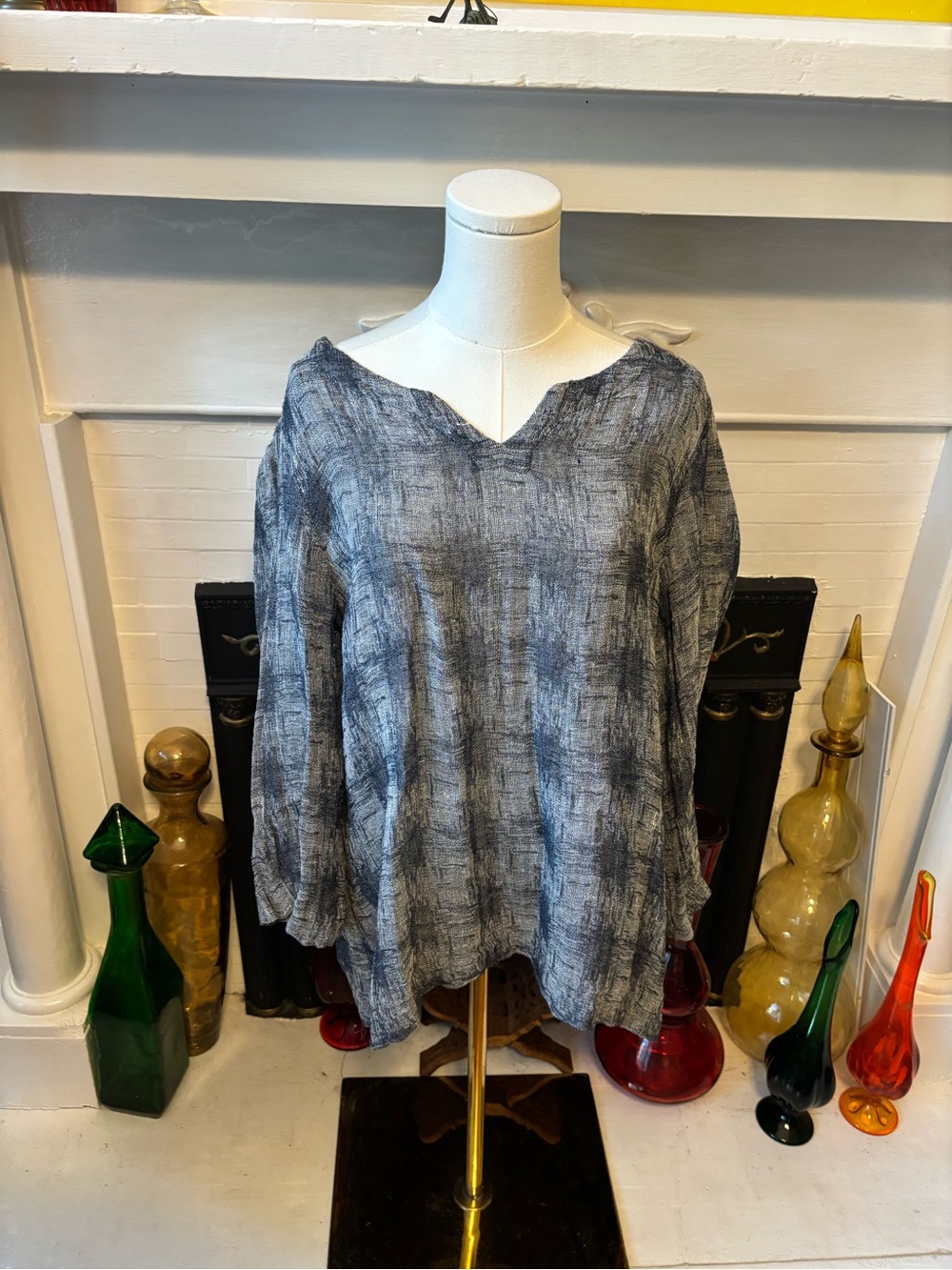 J. Jill. Women’s Relaxed V-Neck Blouse in Heathered Gray